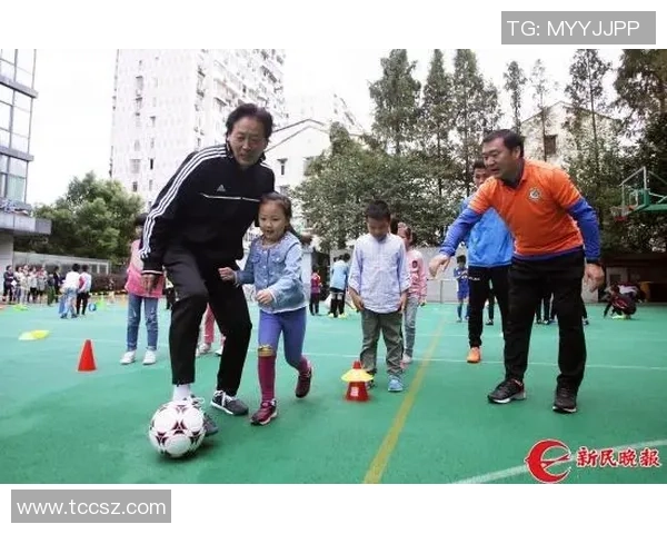 刘军独家揭秘足球技巧与战术心得分享助你提升球技 刘军独家揭秘足球技巧与战术心得分享助你提升球技